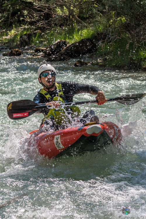 photo cano raft air boat canoe verdon